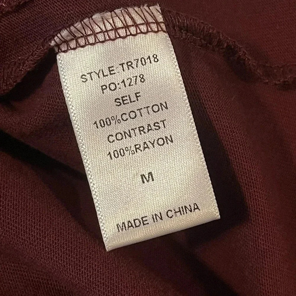 Gigio burgundy tee shirt dress with patchwork print, large flowy sleeves. - Picture 11 of 14